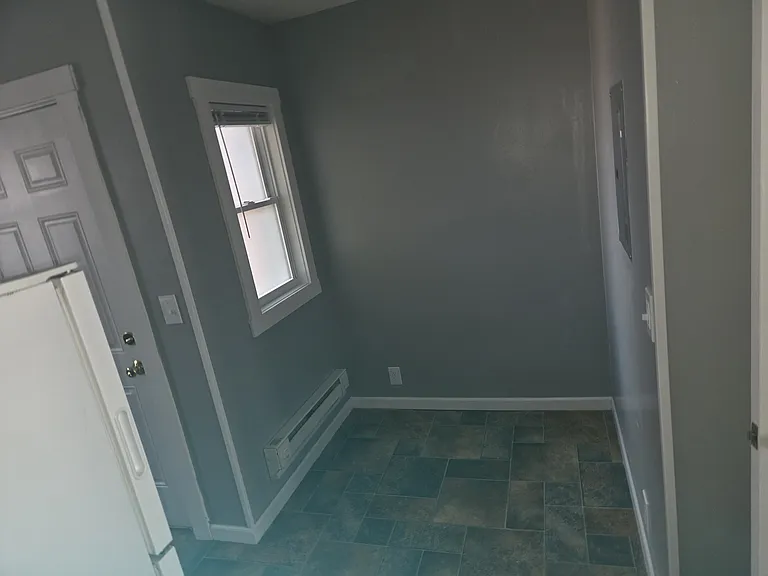 122 N 3rd St #11 — Photo 8