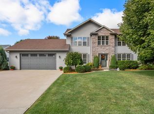 N8001 Creekside Dr, SHERWOOD, WI 54169