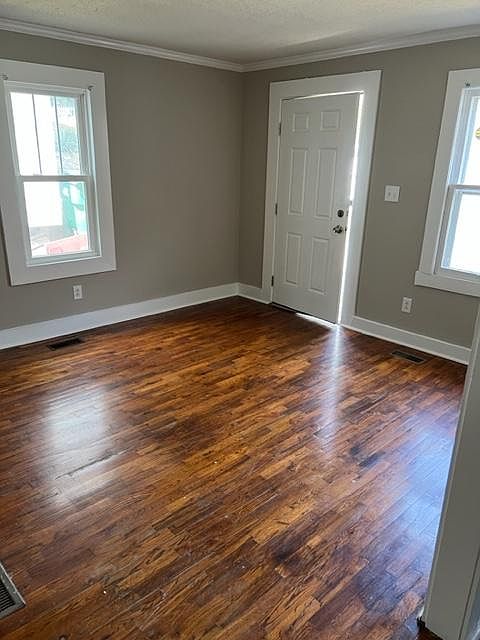 1st image of 1412 Armstrong Ave #7