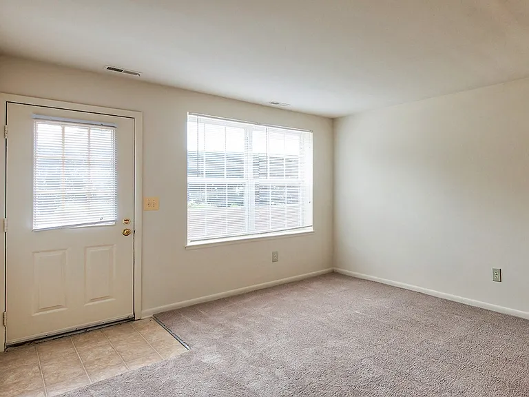 Dunfield Townhomes — Photo 18