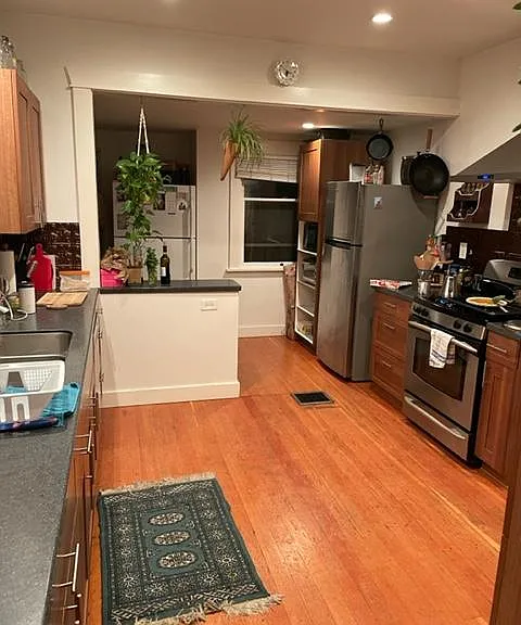 4911 SE 72nd Ave — Photo 3