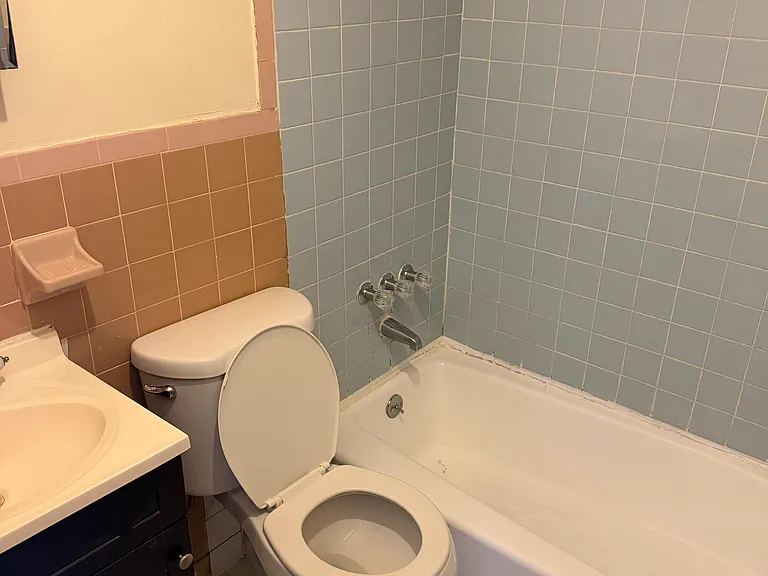 55 Halsey St #2 — Photo 6