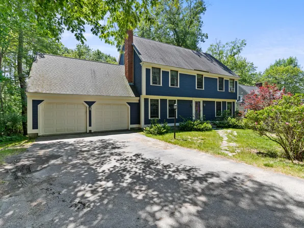 395 Oakwood Drive, Yarmouth, ME 04096