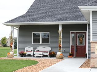 4964 382nd Dr, North Branch, MN 55056