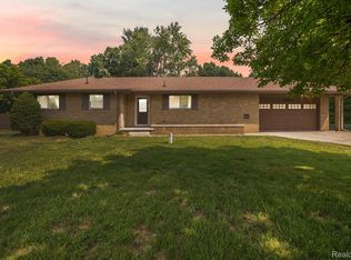 4233 Gregor St, Mount Morris, MI 48458