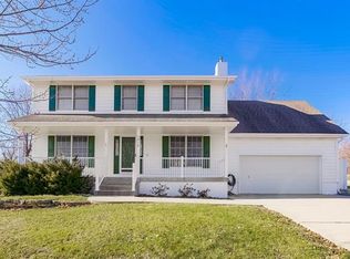 1915 Valley Vw, Pleasant Hill, MO 64080
