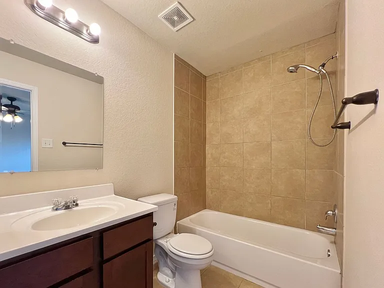 6414 Attucks Ln — Photo 10