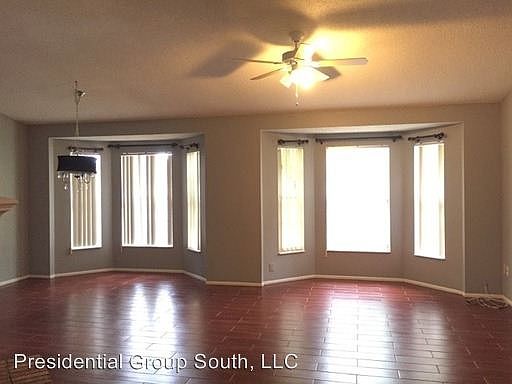 5th image of 150 Abbey Hollow Dr