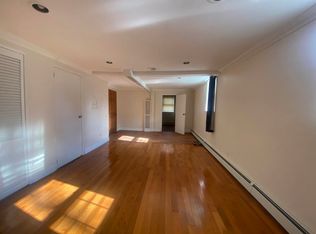 73-56 71st St #1L, Ridgewood, NY 11385