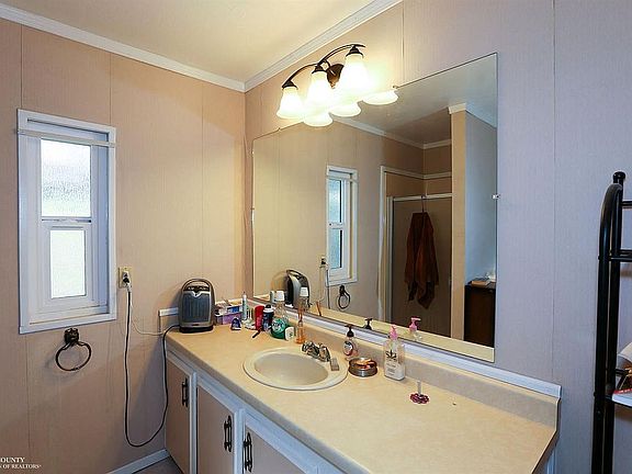5th image of 16650 Annie Dr