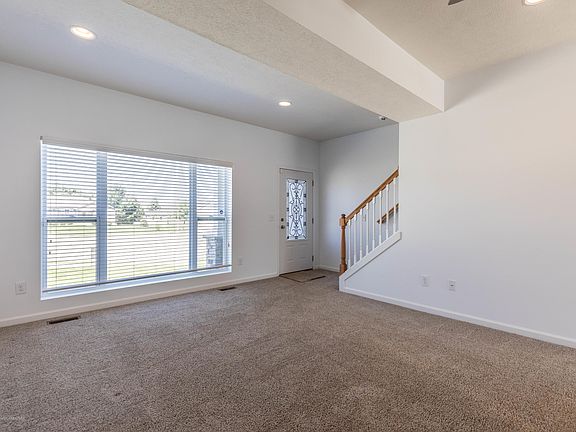 3rd image of 1056 Northway Dr