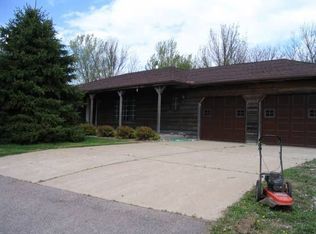 32668 Hedge Ave, Sioux City, IA 51108