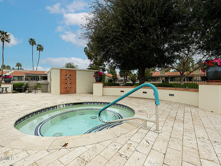 7720 N Pinesview Dr — Photo 38