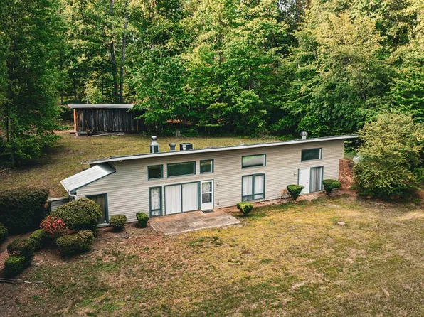 279 Poplar Rd, Fredericksburg, VA 22406