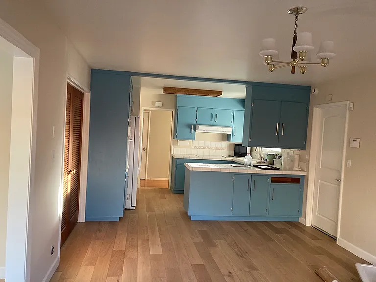 6 Louise Ct — Photo 2