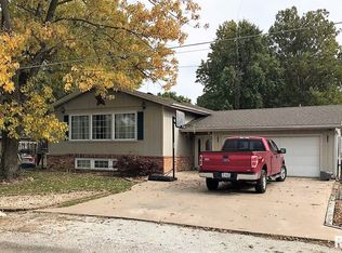 503 Burlington Ave, Saint David, IL 61563