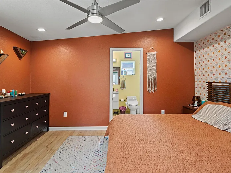 1147 Webberville Rd — Photo 20