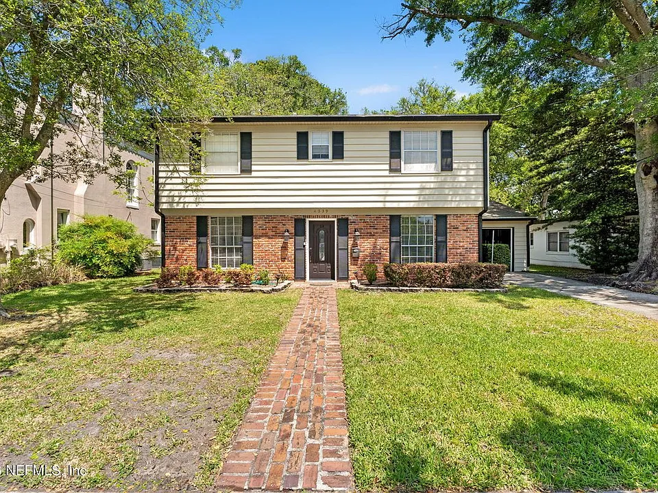4339 Genoa Ave