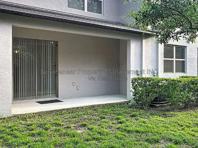 9528 Pembrooke Pines Dr — Photo 25