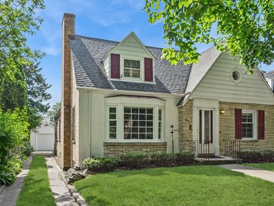 6241 N Leroy Ave, Chicago, IL, 60646