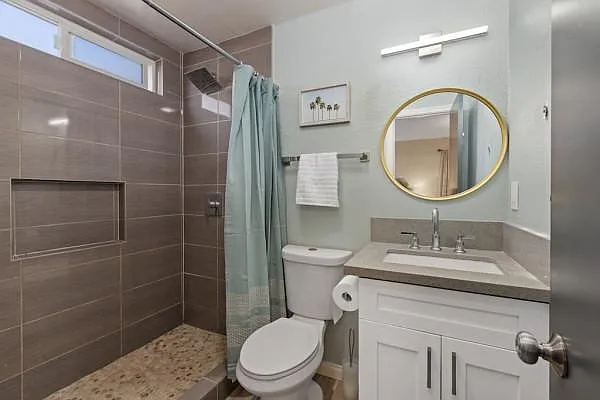 6716 N Elman St #1 — Photo 7