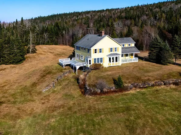 208 Old County Road, Dallas Plt, ME 04970