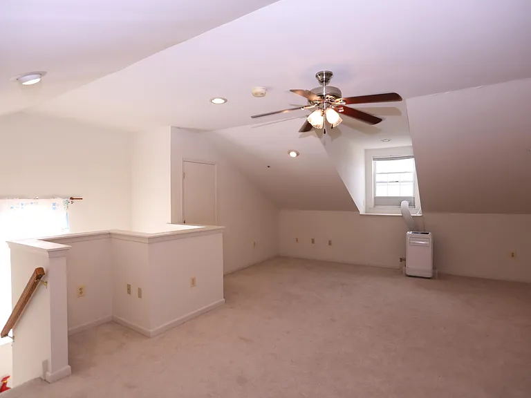 726 Whitetail Cir — Photo 11
