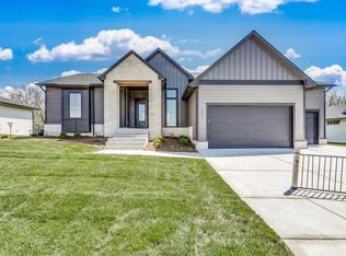 256 S Ciderbluff Ct, Goddard, KS 67052