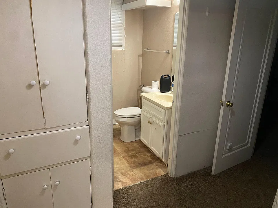 Hall, full bath, storage