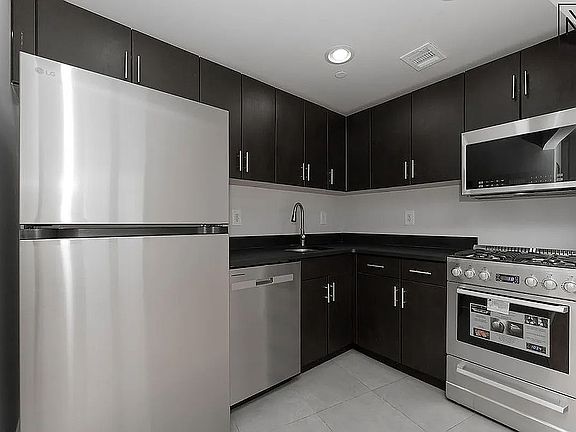 3rd image of 1810 3rd Ave APT B8b