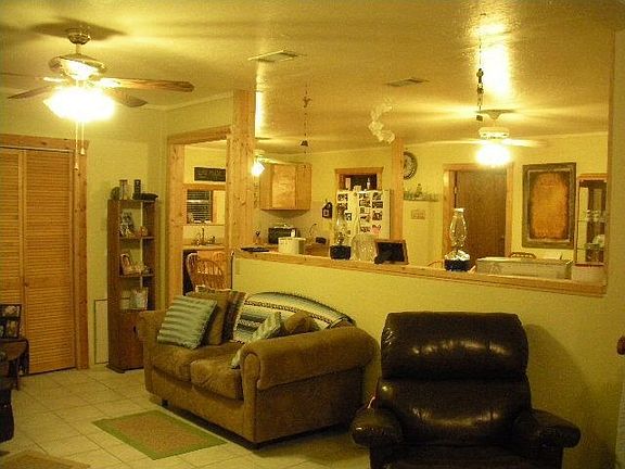 2nd image of 136 Pine Valley Ct Unit A