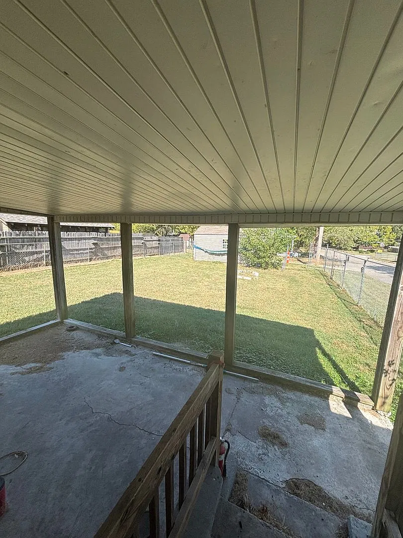 Charming 3-Bedroom Home with Fenced Backyard & Detached Garage! — Photo 3