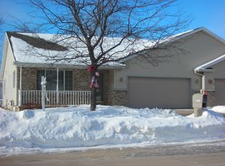 1633 Orchard Dr, Kaukauna, WI 54130