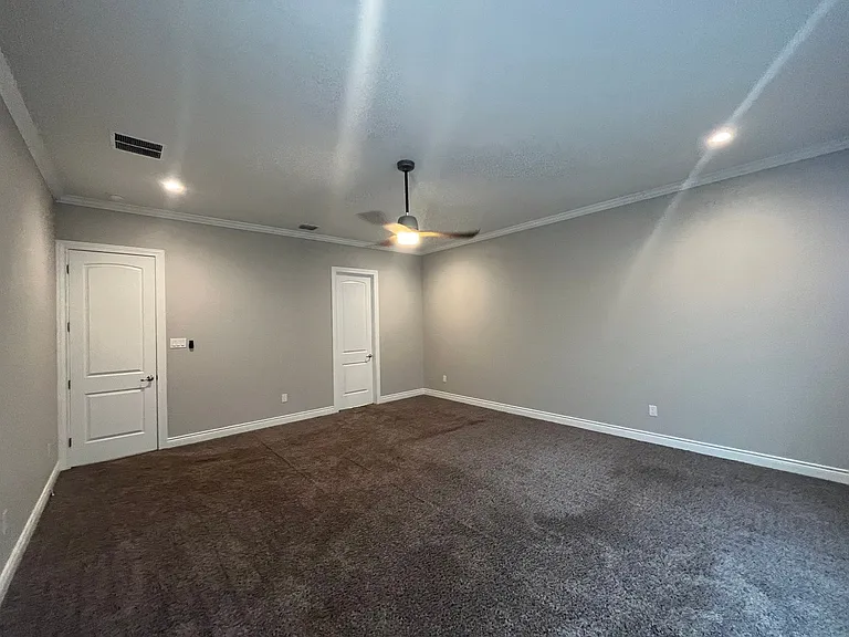4815 Viewcrest Rd — Photo 23