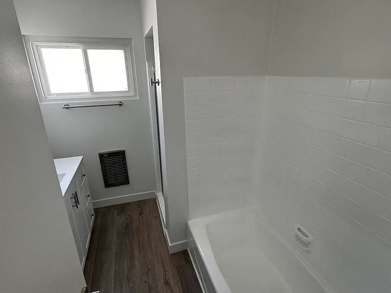 11611 Darlington Ave #13 — Photo 11