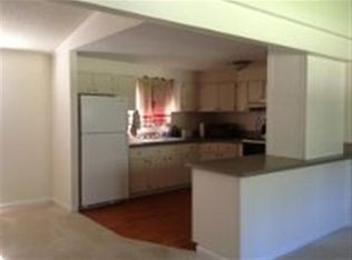 Riggs Rd, Hubert, NC 28539