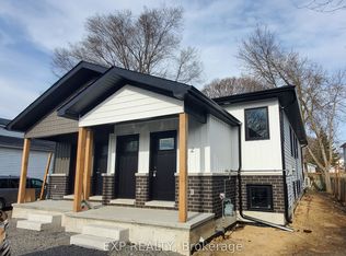 640 West St #A, Prescott, ON K0E 1T0