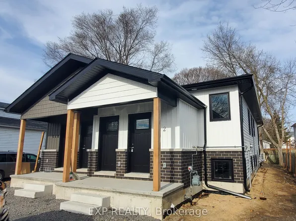 640 West St #A, Prescott, ON K0E 1T0