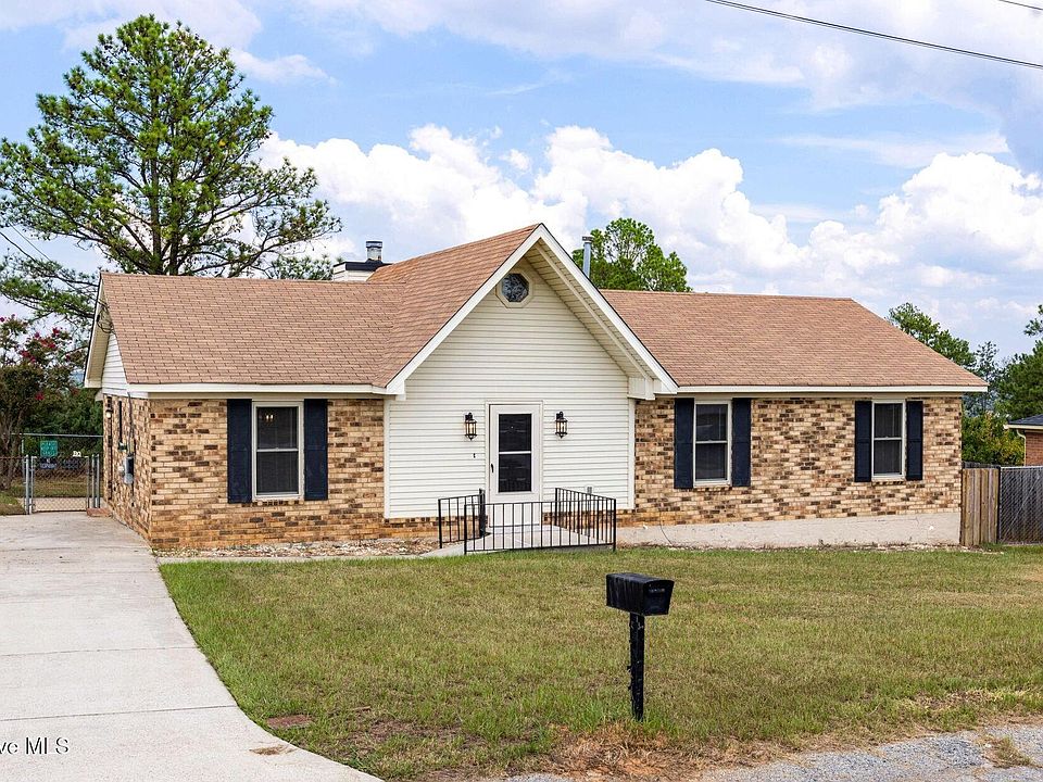 1st image of 2554 Tara Heights Circle