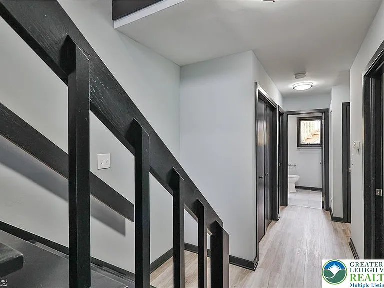 4410 Circle Dr — Photo 23