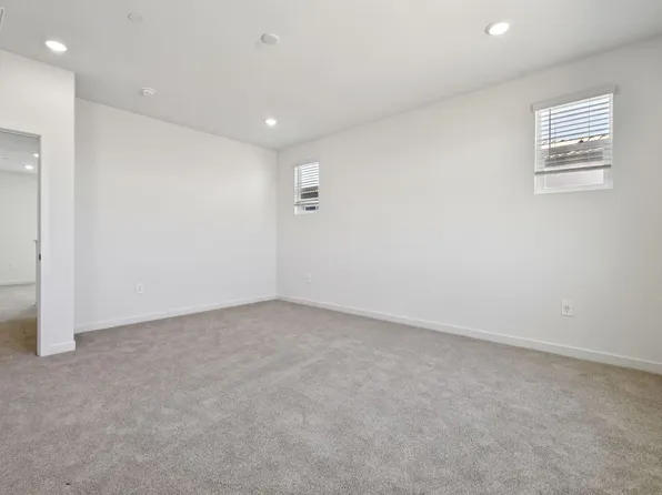 1485 McIntyre St, Galt, CA 95632