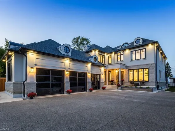 7 Campview Rd, Hamilton, ON L8E 5E2