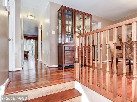 2nd image of 606 Annapolis Walk Dr
