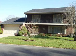 73 Camelot Dr, Huntington, WV 25701