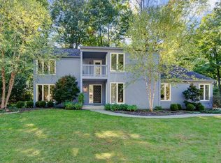 1183 Briarmeadow Dr, Columbus, OH 43235