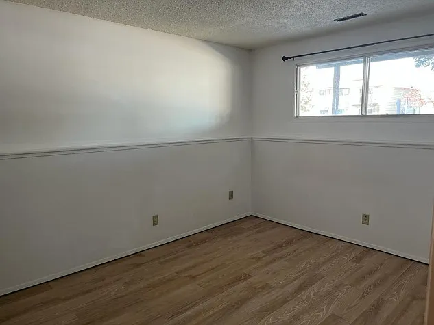 14 Cardinal Ave — Photo 10