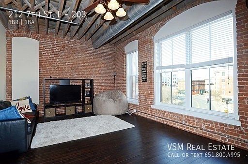 3rd image of 212 7th St E APT 203