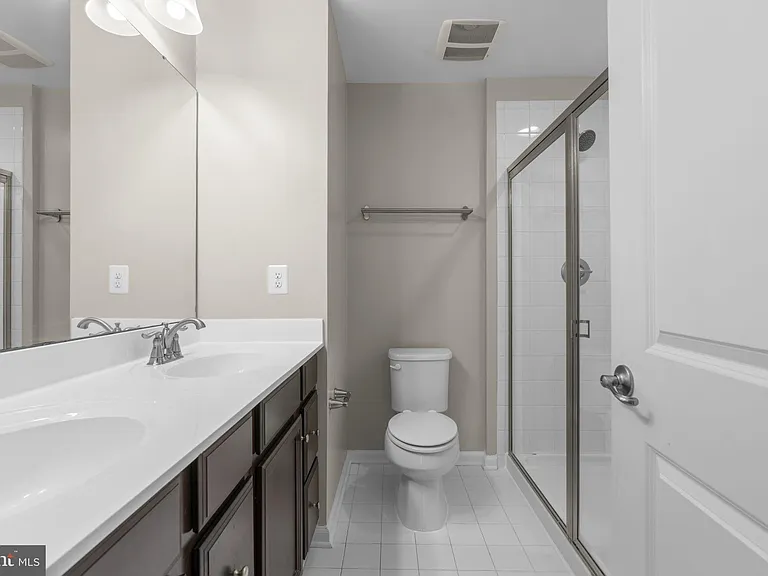 7315 Old Calvary Rd — Photo 21