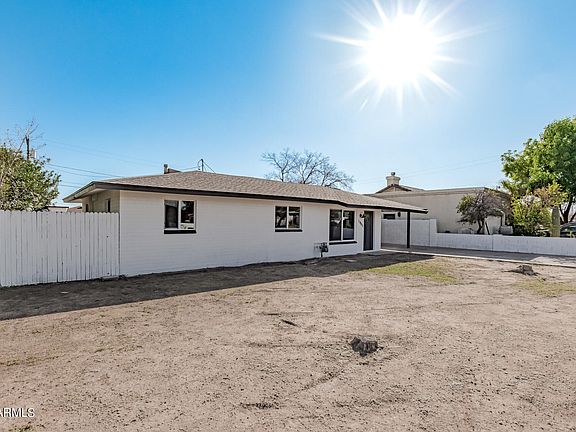 5th image of 1403 E 2ND Avenue