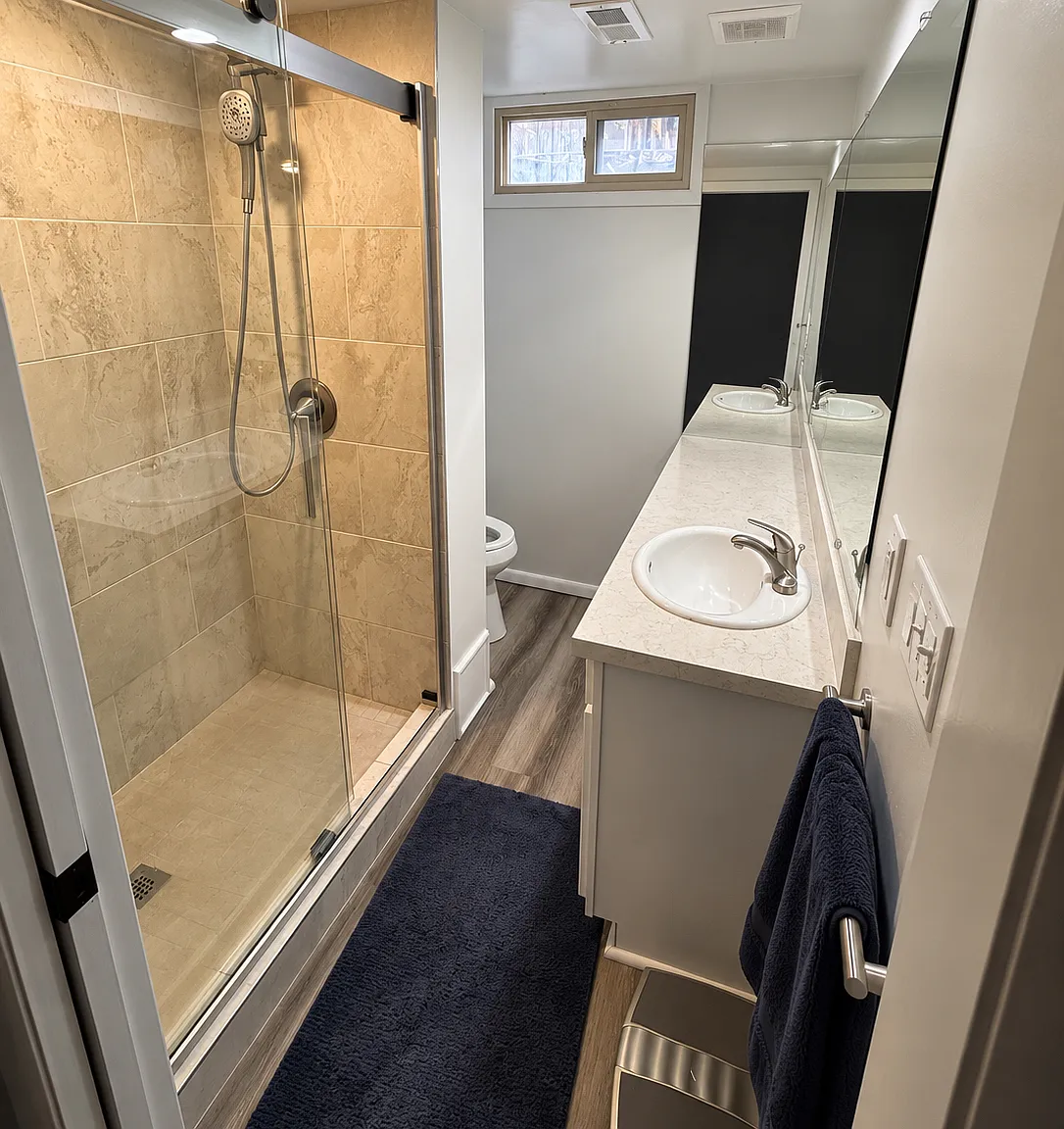 4 bed, 1962 sqft, $3,200 — Photo 3
